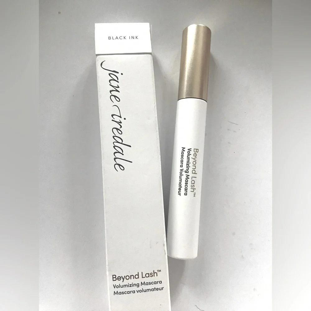 Beyond Lash™ Volumizing Mascara Mascara volumateur
